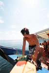 he wanna jump into the sea