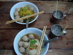Meatball noodles