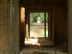 <BR>Inside Khleang