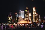 <BR>So many people here
