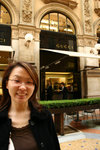 Gucci cafe