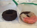 ���Ʀ��j�O x ���}�[�V�� @�����V�ϩ�Krispy Kreme