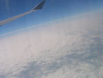 又看到晴朗清澈的天空