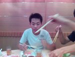 ���s