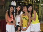 �Ӥ� 702