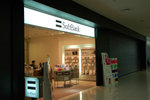 003 - Softbank Outlet@Centrair�G�b���BPick up���Ϊ��ⴣ�q�ܡA��O��K�A���LArrival Hall�����E�۹ꤣ�h
